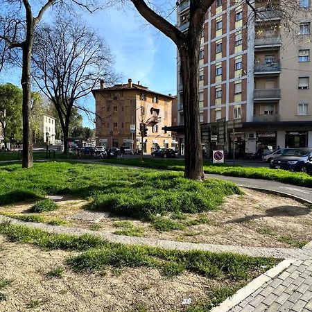 Апартаменти La Casa Fiorita Болонья Екстер'єр фото