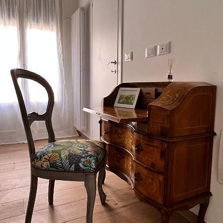 Апартаменти La Casa Fiorita Болонья Екстер'єр фото